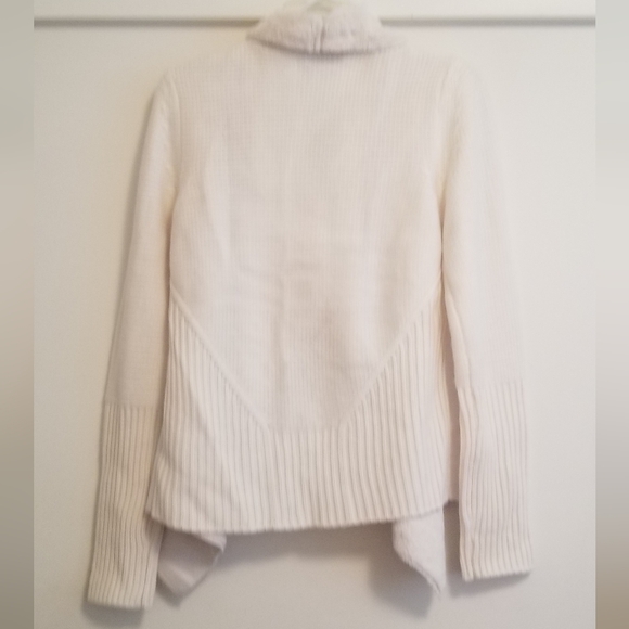 Knox Rose Cardigan Sweater - Picture 7 of 7